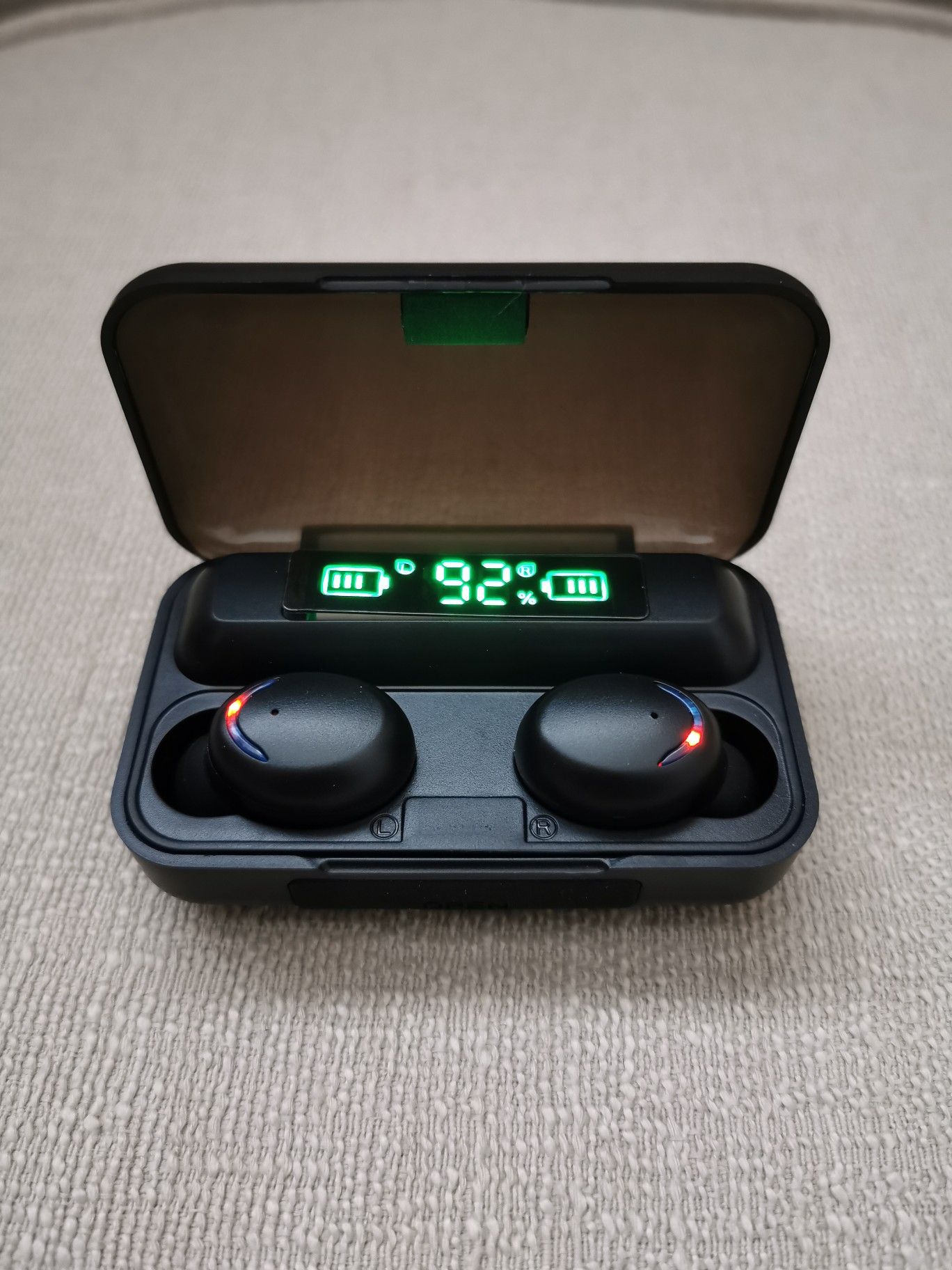 Bluetooth 5.0 Headsets TWS Wireless Headphones Mini In-Ear Earbuds