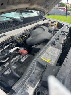 2008 Ford E-350
