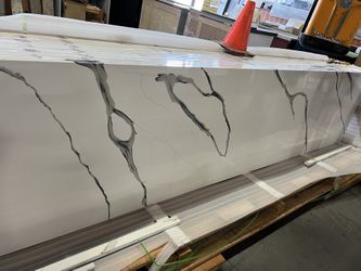 Quartz Countertop/Calacatta Black Wave