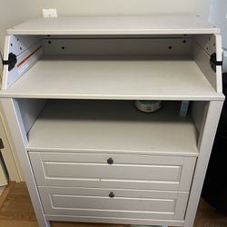 Baby Chest And Changing Table 