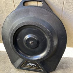 Cymbal Case: Zildjian Safe $30.  Drum