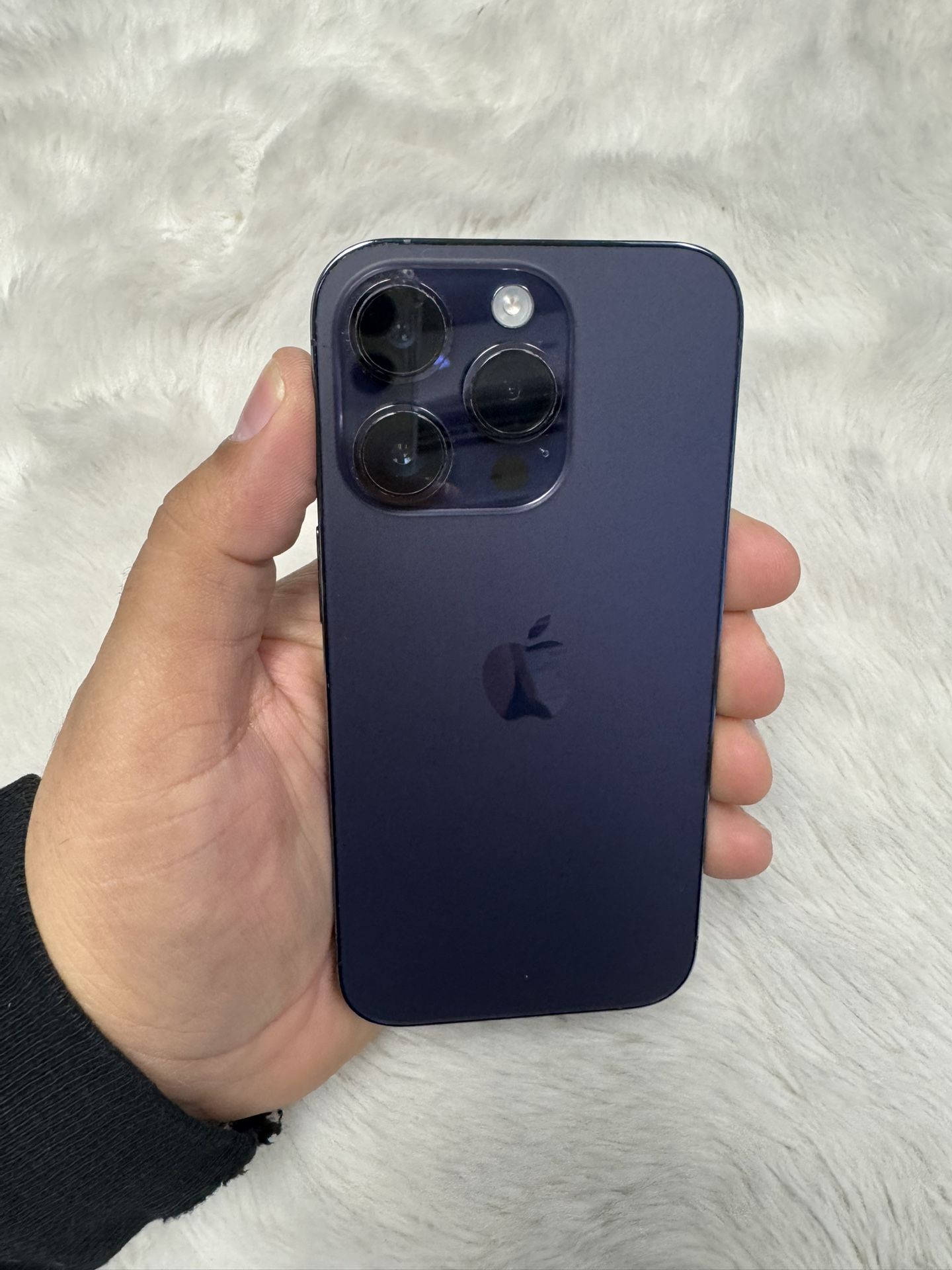 Apple iPhone 14 Pro 128GB Unlocked $525