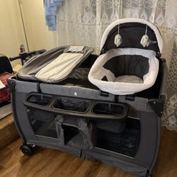 Pamo Babe Deluxe Nursery Center.