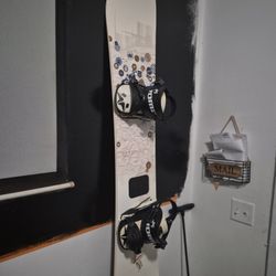 Option 158 snowboard with Burton Custom bindings