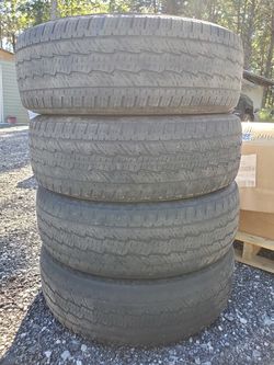 255/70/17 set of tires, have a little bit life left ,look at the pictures. Thanks