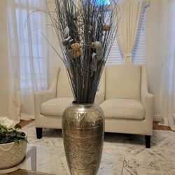 Decor Vase With Flowers 