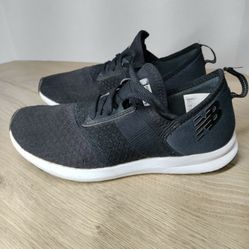 New Balance Women's Nergize Shoes SIZE 6.5 USA