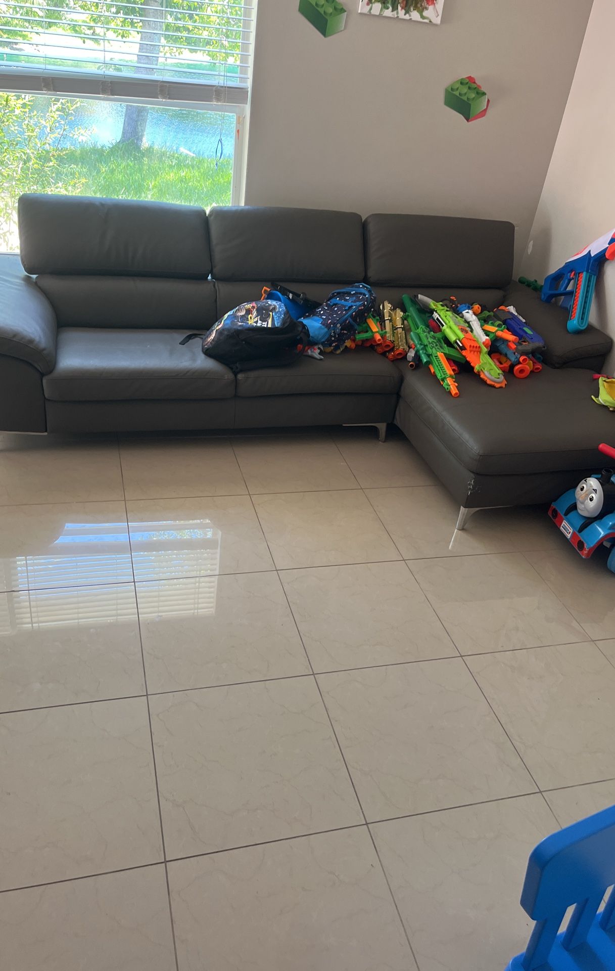 Leather couch in excellent condition for sale
