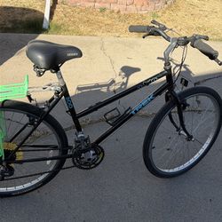 26” Trek Antelope 800 Mtn bike
