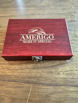 Amerigo Gold Whiskey Stones Gift Set – Like New