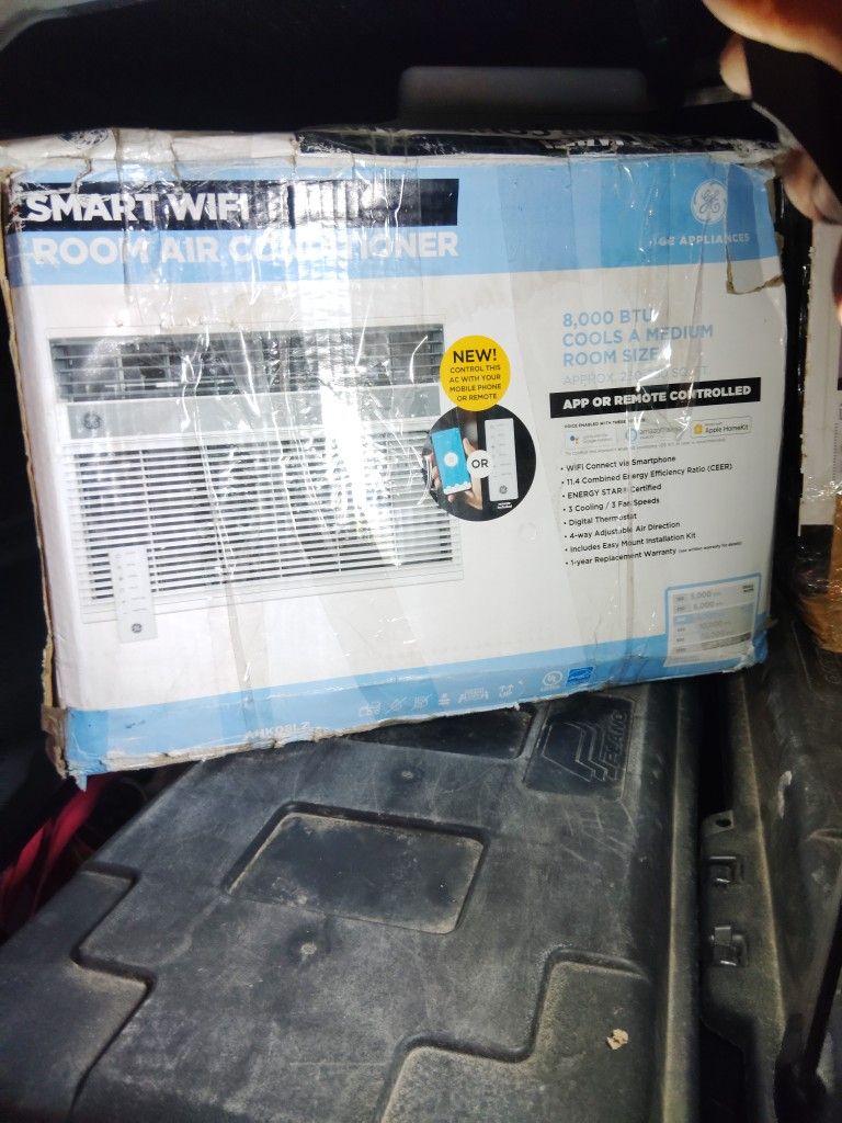 8,000 BTU Smart Wi-Fi Air Conditioner