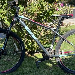 GT Laguna Pro