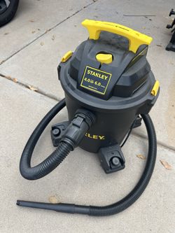 Stanley 6gal Wet/Dry Vacuum