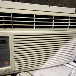 Zenith Air Conditioner 6500btu