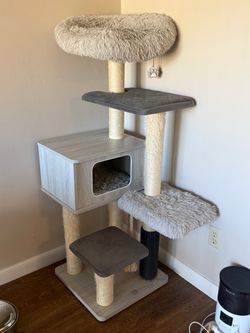 55 inch Cat Tree, With 6 levels and Large Condo