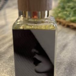 The DUA Brand M’Lady Parfum spray