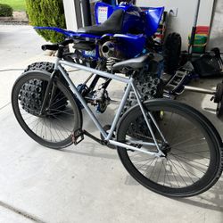 Golden Cycle Fixie 