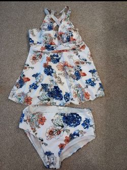 New XL swimsuit without tags