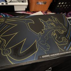 Charizard Ultra Premium Collection UPC 