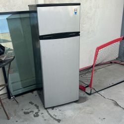Used  Working Fridge and refrigerator