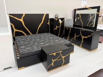 Luxury style bedroom set 🖤
