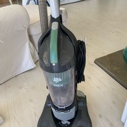 Dirt Devil Vacuum 