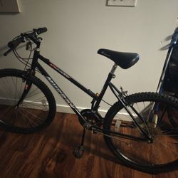 🚲 Murray Mountain Bike – 26” Wheels | Medium Size $97.99 OBO