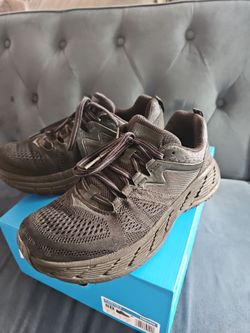 Hoka Gaviota 2 Tenis shoes Size 8  Para hombre.