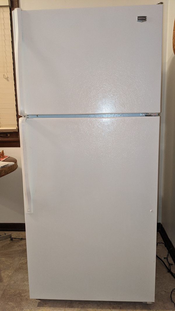 Maytag Refrigerator, fantastic condition for Sale in Chicago, IL OfferUp