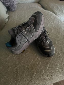 Shoes. 11. $25