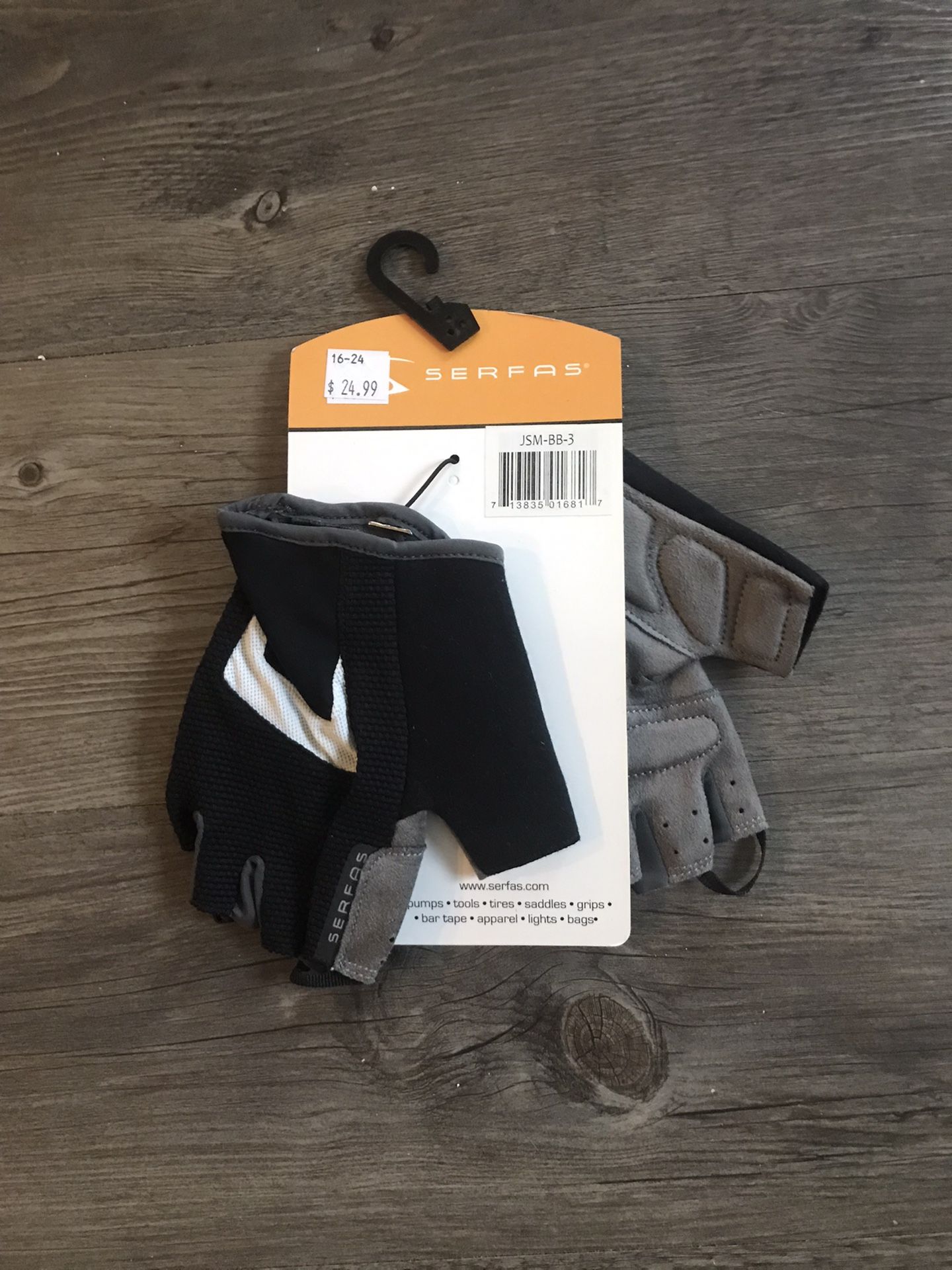 NWT Serfas Cycling Gloves - Medium