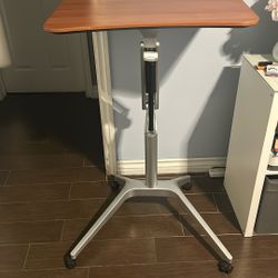 UNIQUE FURNITURE 201 ADJUSTABLE DESK