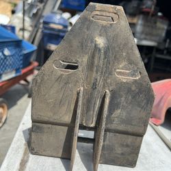 Volkswagen Bus engine hangers (1972 only)