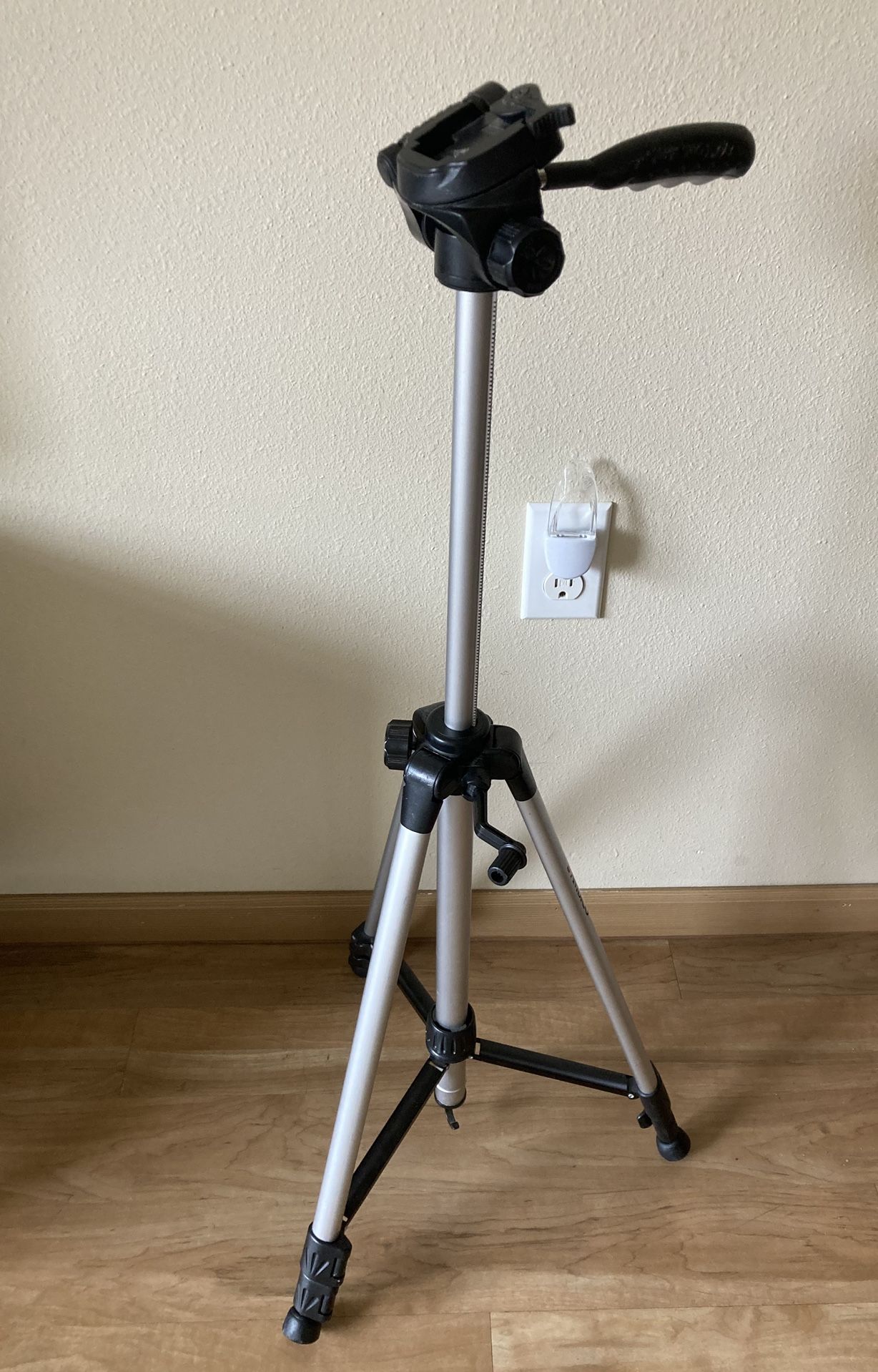 Camera stand
