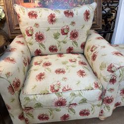 Beautiful Comfortable Sofa Chair With Ottoman 