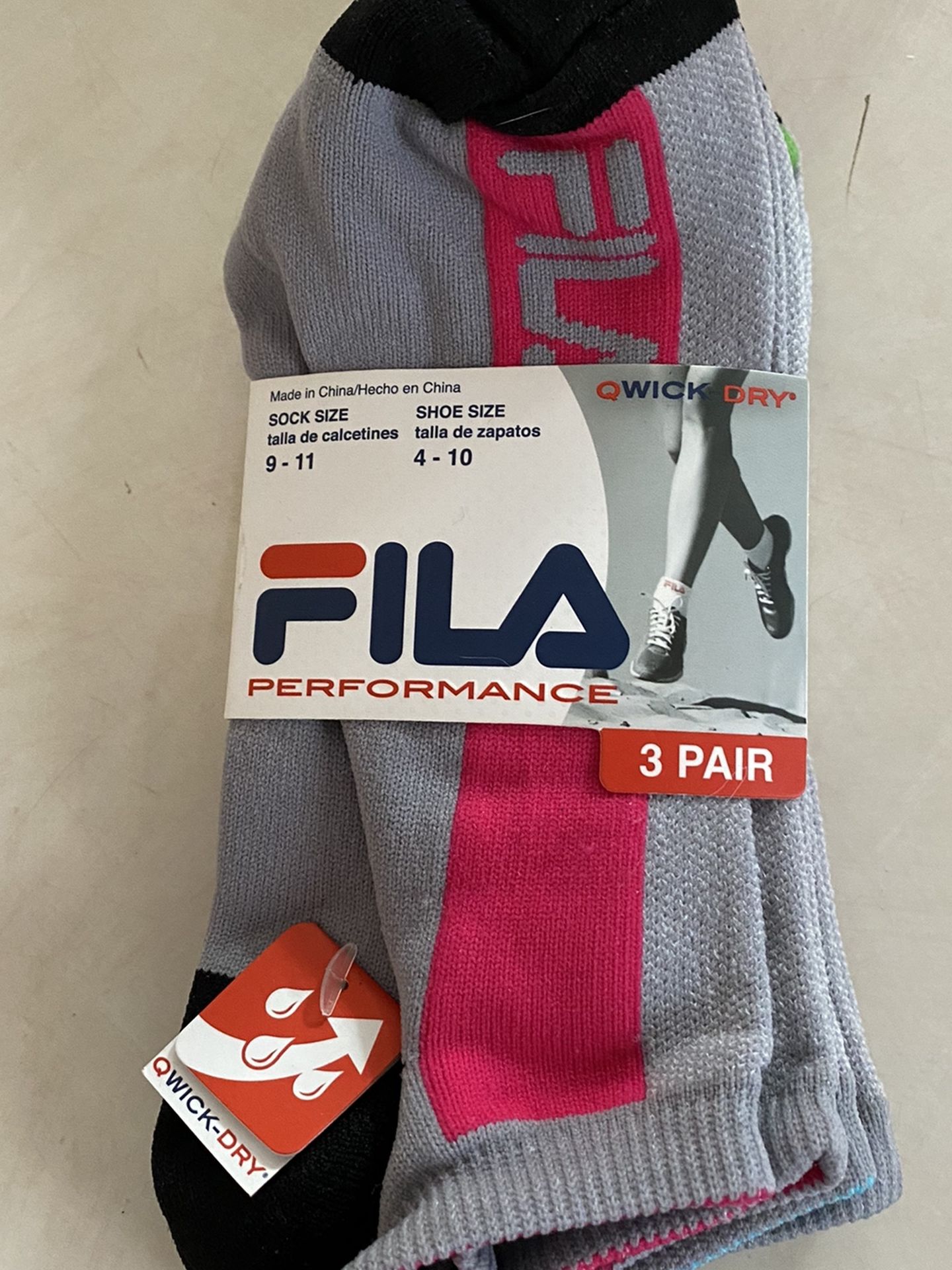 FILA SOCKS -NEW