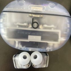 Beats Studio Buds +