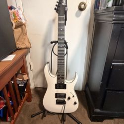 GIBSON GUITAR AND BLACK STAR AMP