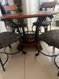 Pub Height Dining Table with 4 Stools