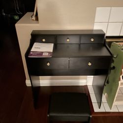 COMHOMA Makeup Vanity Desk with Mirror and Lights, Vanity Table and Chair Set with 5 Drawers and Charging Station, Black