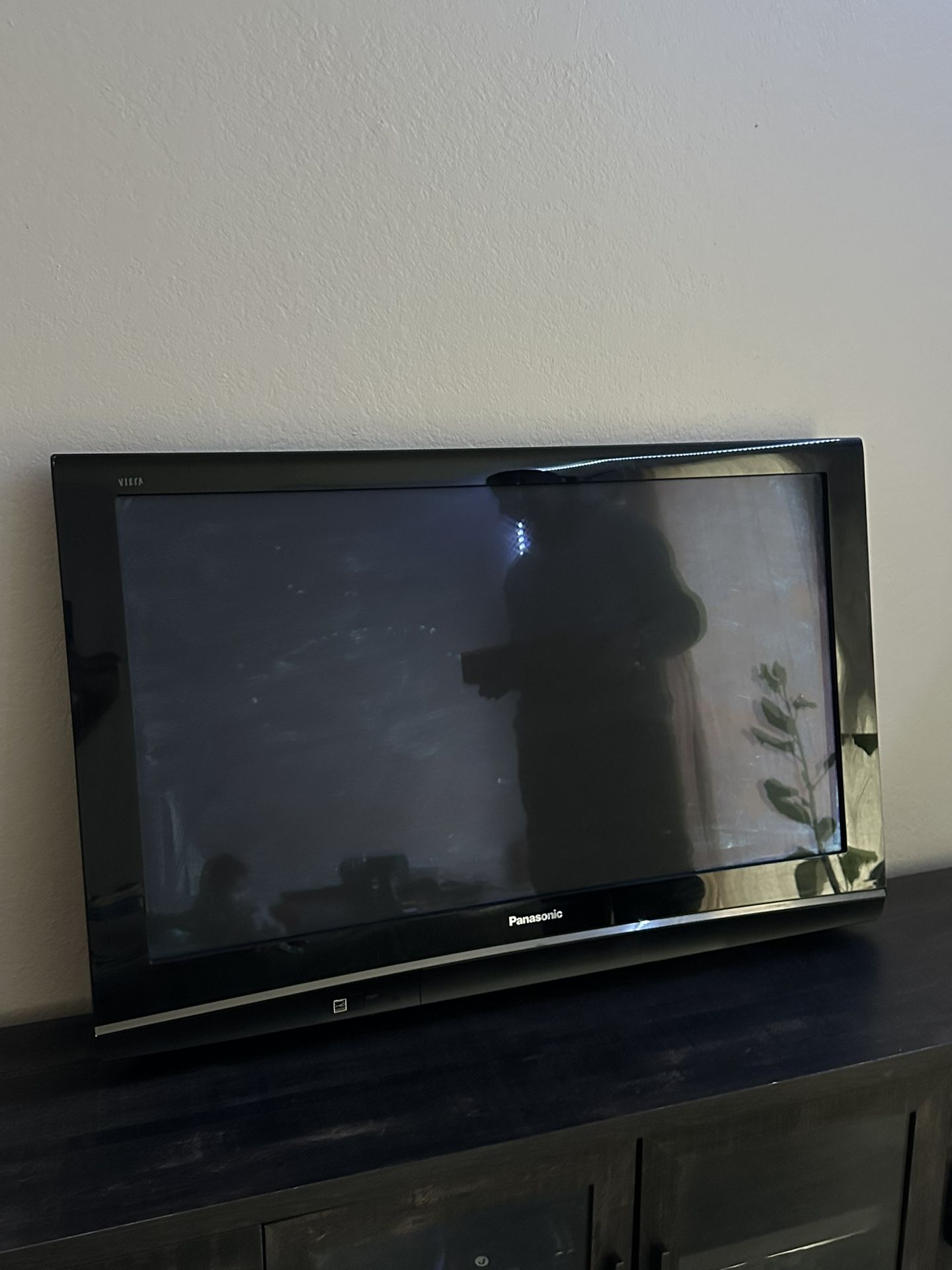 Panasonic Viera Plasma TV 42”