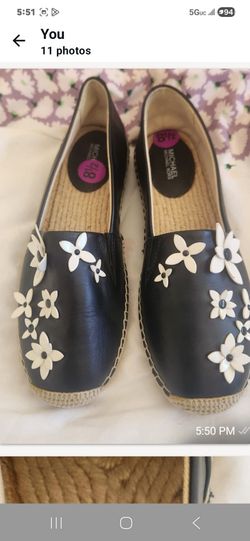 Brand New Michael  Kors black shoe floral size 8 1/5