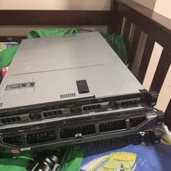 4 Dell R20 Servers 