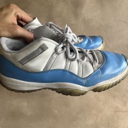 Jordan 11 UNC Carolina