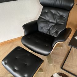 Recliner And Ottoman 