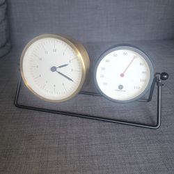 Black & Gold Clock-Thermometer
