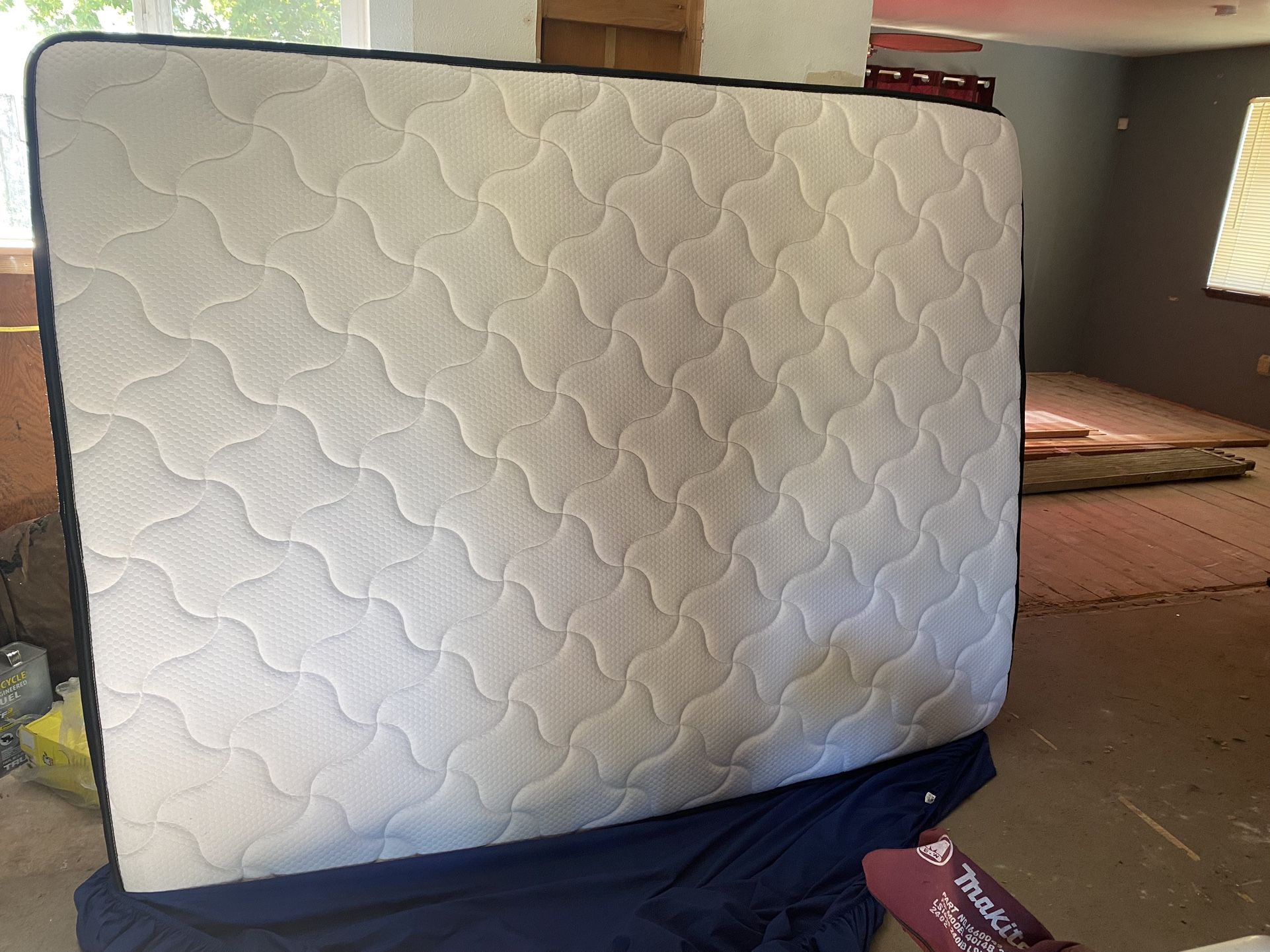 Queen Mattress 