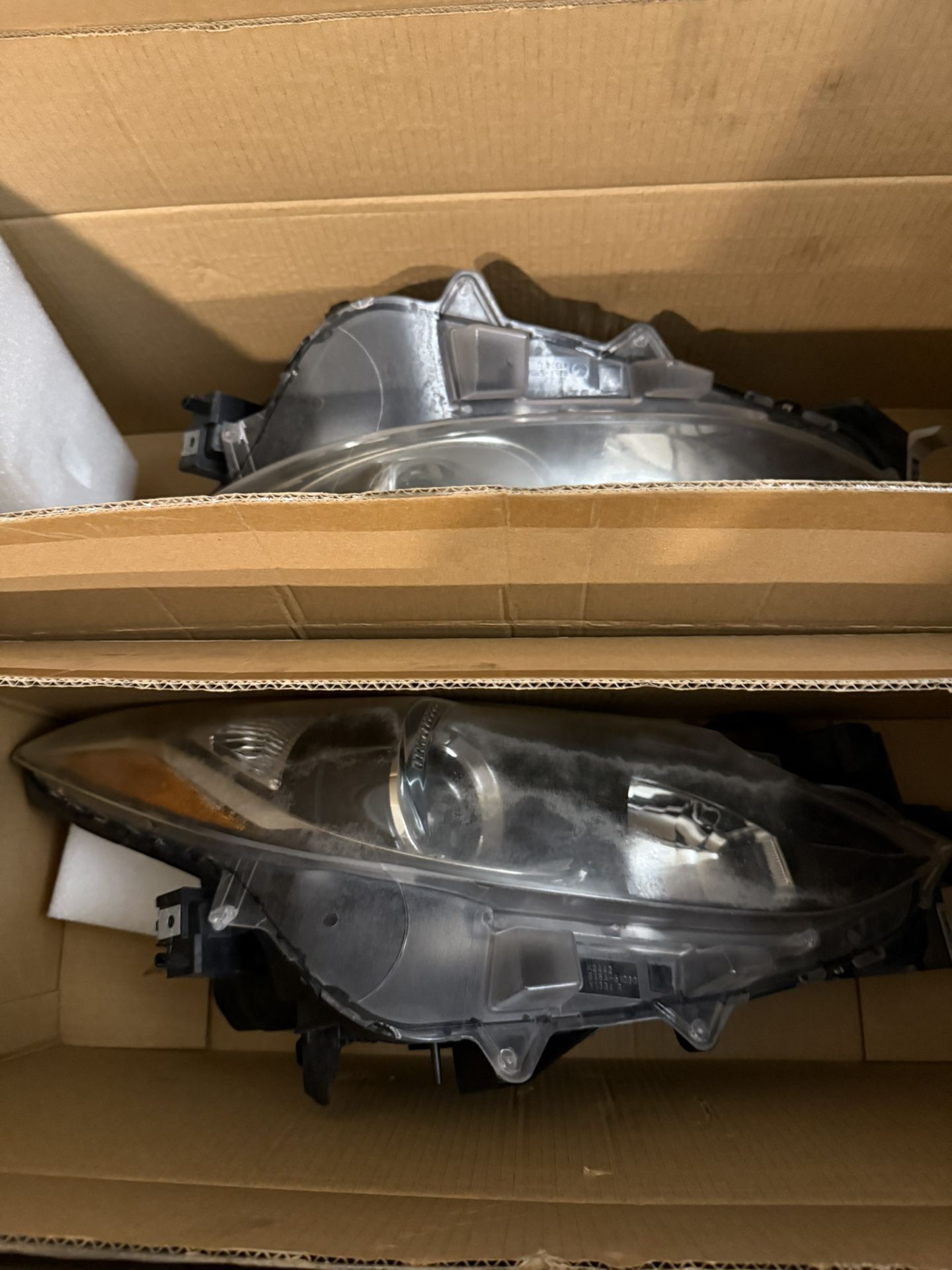 3rd Gen Mazda 3 Headlights