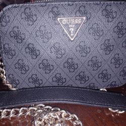 Guess Purse / Wallets