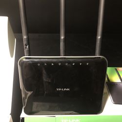 TP-Link AC1900 Smart Wireless WiFi Router 